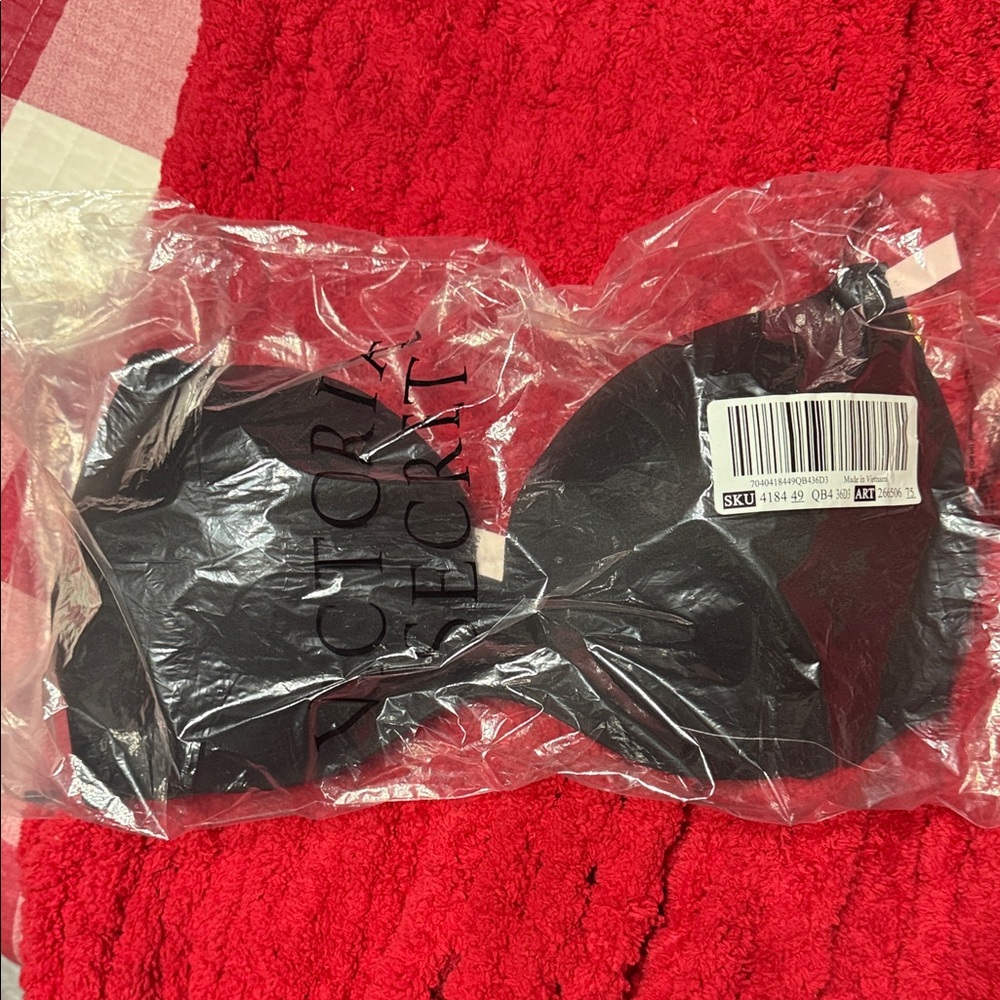 Victoria's Secret Incredible Bra